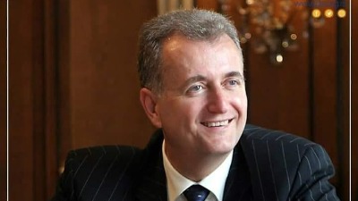 "GRADITELJ SA DUŠOM UMETNIKA" Na današnji dan je preminuo Nenad Bogdanović, bivši gradonačelnik Beograda "GRADITELJ SA DUŠOM UMETNIKA" Na današnji dan je preminuo Nenad Bogdanović, bivši gradonačelnik Beograda